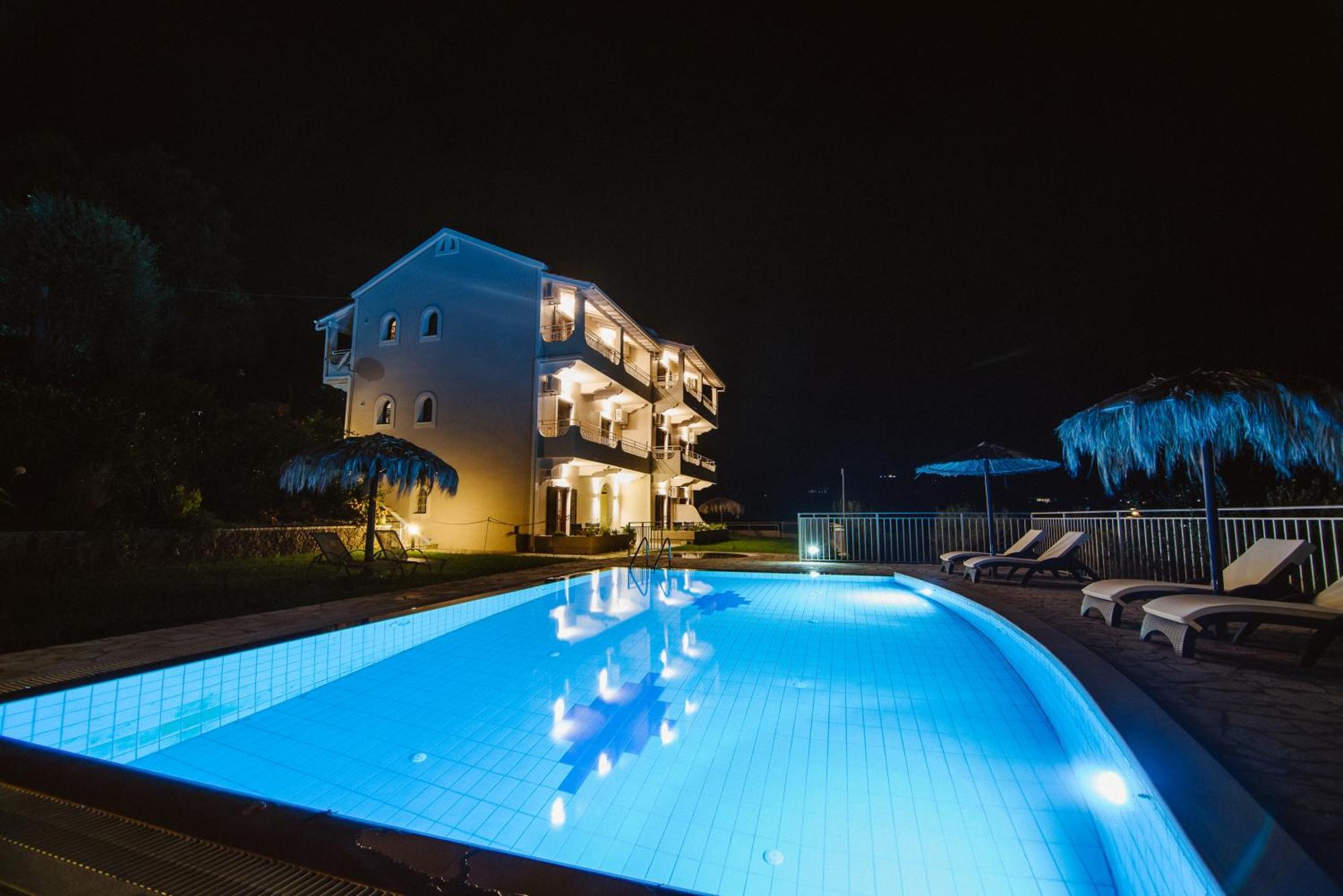 Giorgos Apartments Dassia  Ngoại thất bức ảnh